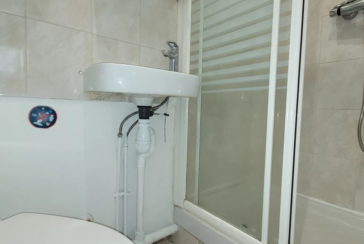 Studio de 15,58 m² à Argenteuil près de la gare, idéal pour premier achat ou location étudiant 