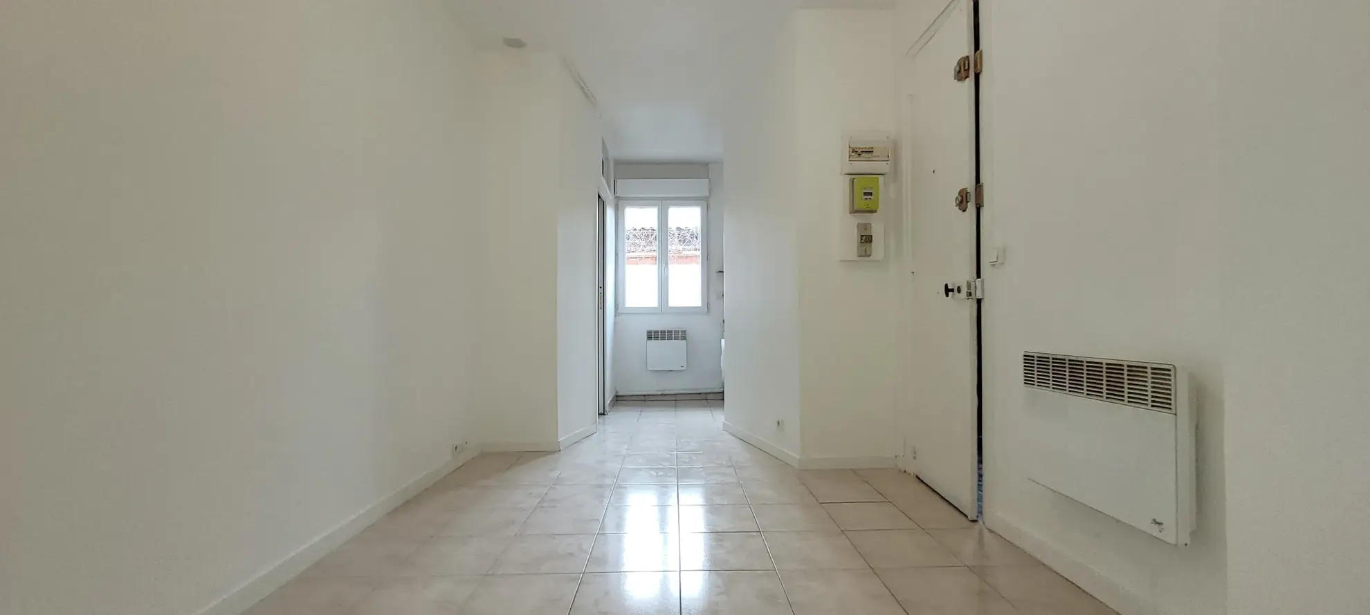 Studio de 15,58 m² à Argenteuil près de la gare, idéal pour premier achat ou location étudiant 