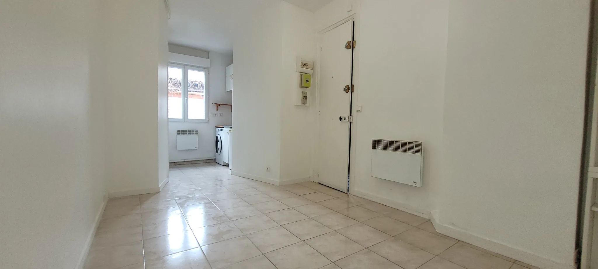 Studio de 15,58 m² à Argenteuil près de la gare, idéal pour premier achat ou location étudiant 