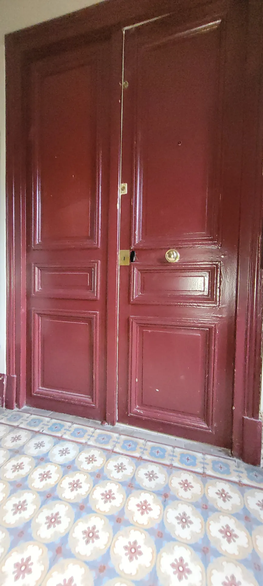 Studio de 15,58 m² à Argenteuil près de la gare, idéal pour premier achat ou location étudiant 