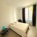 Appartement 2 pièces traversant avec cave à Paris 75018, calme et luminosité