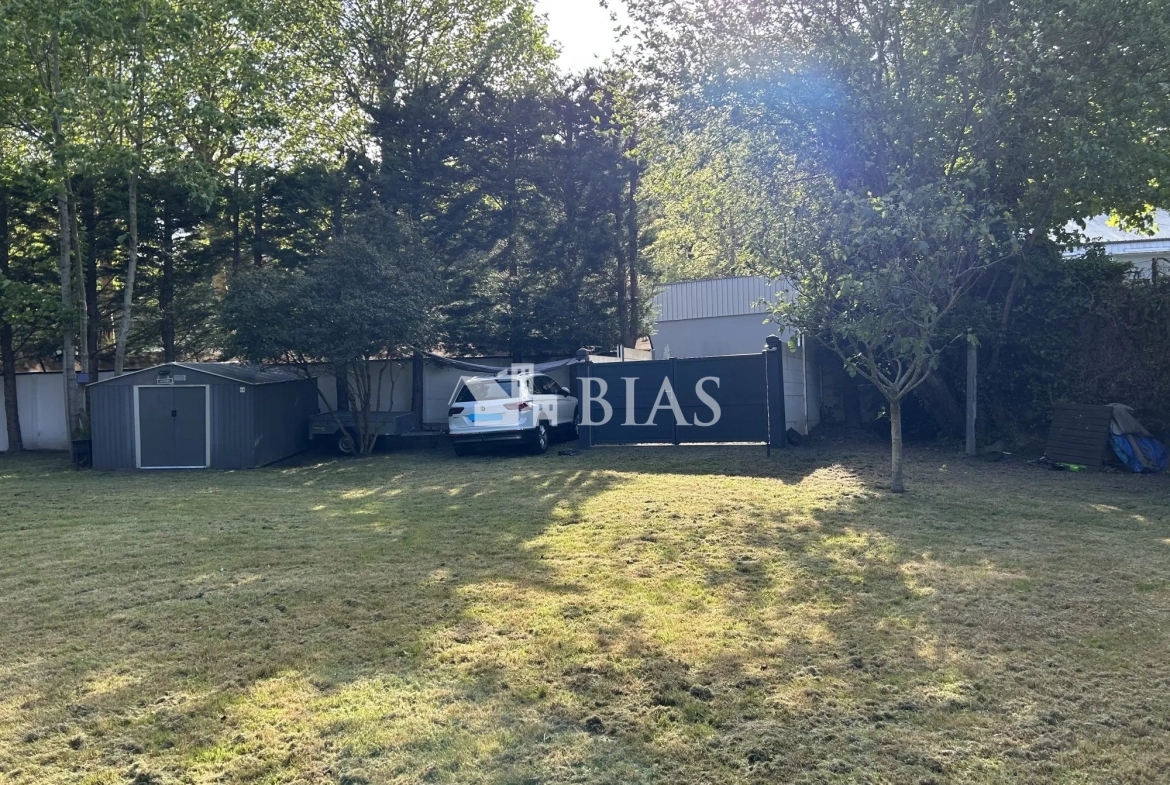 Terrain constructible de 702 m² à Honfleur, Côte Fleurie – Opportunité rare 