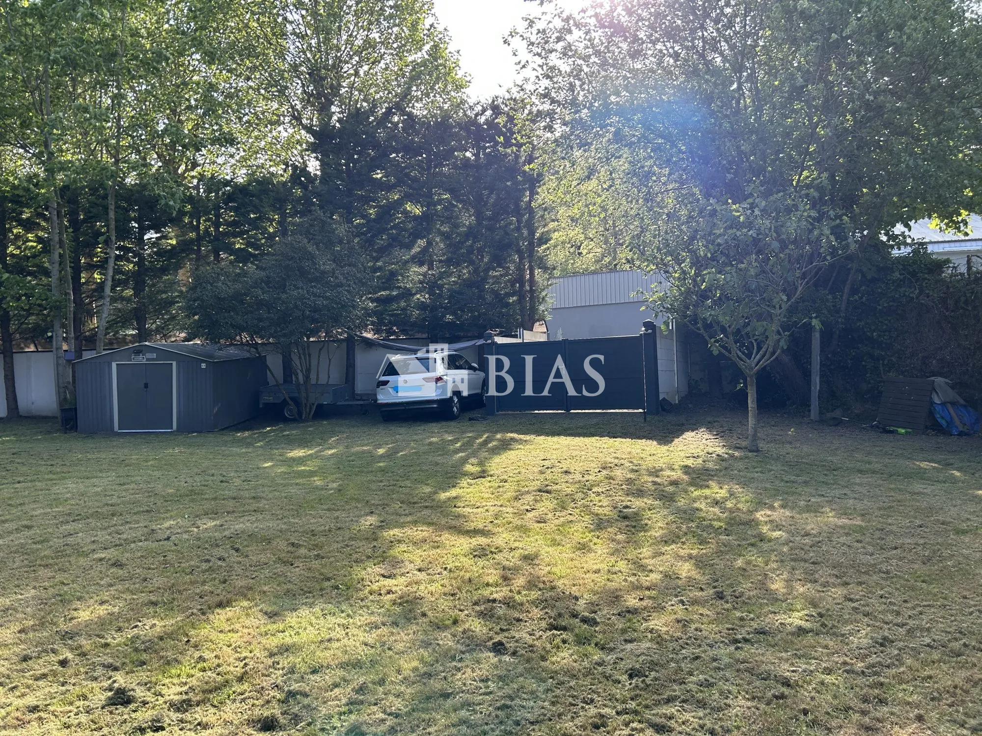Terrain constructible de 702 m² à Honfleur, Côte Fleurie – Opportunité rare 