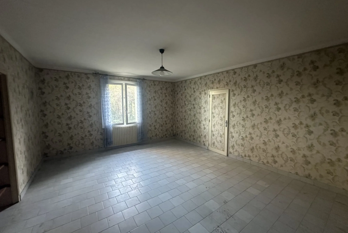 Maison à vendre à Lacourt-Saint-Pierre près de Montauban, 170m² avec terrain 
