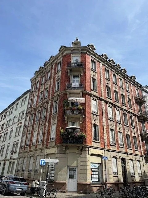 Combles aménageables à Strasbourg - Potentiel pour création de 2 pièces 