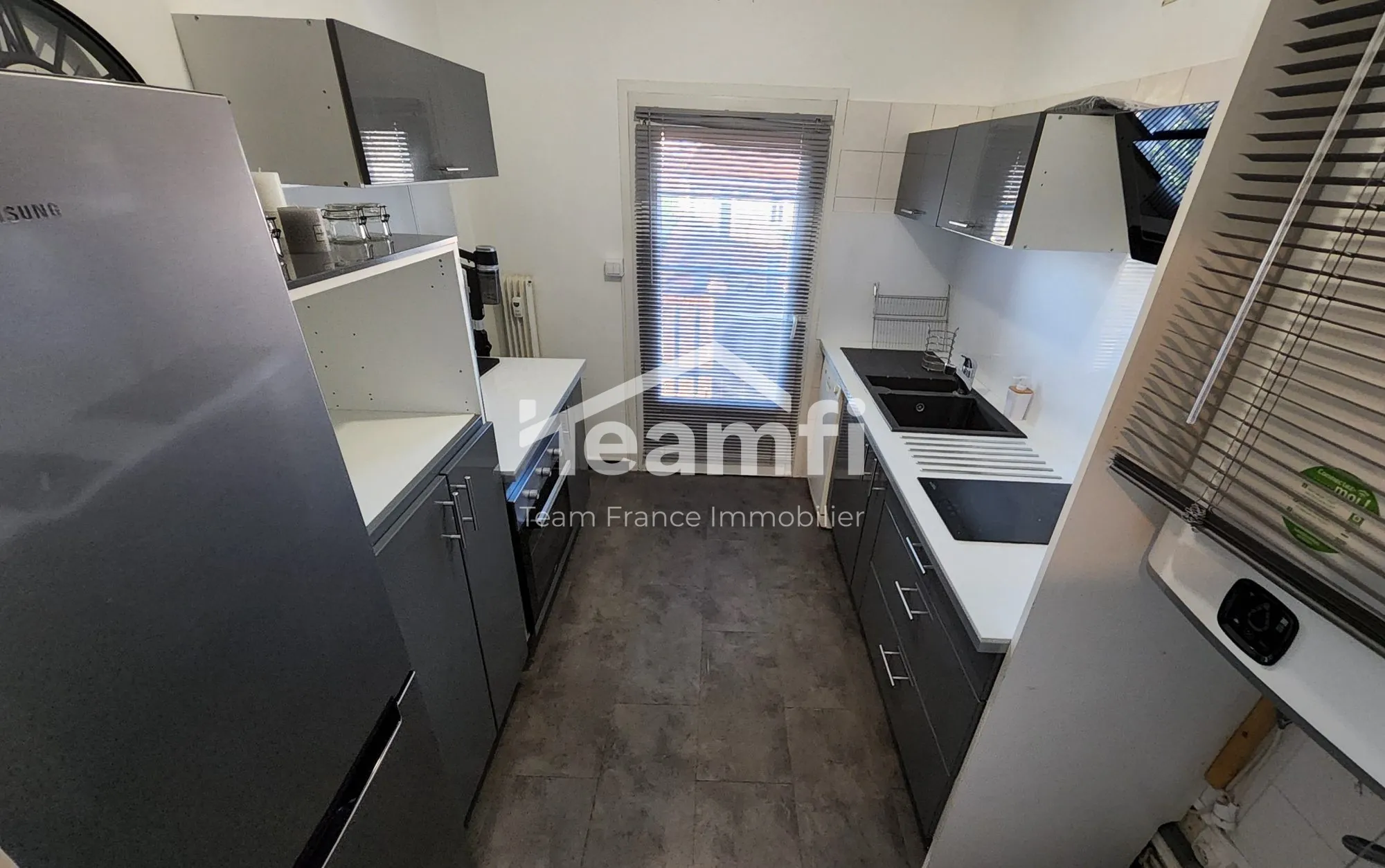 Bel appartement de 65,91 m² avec terrasse à Nîmes, proche commodités 