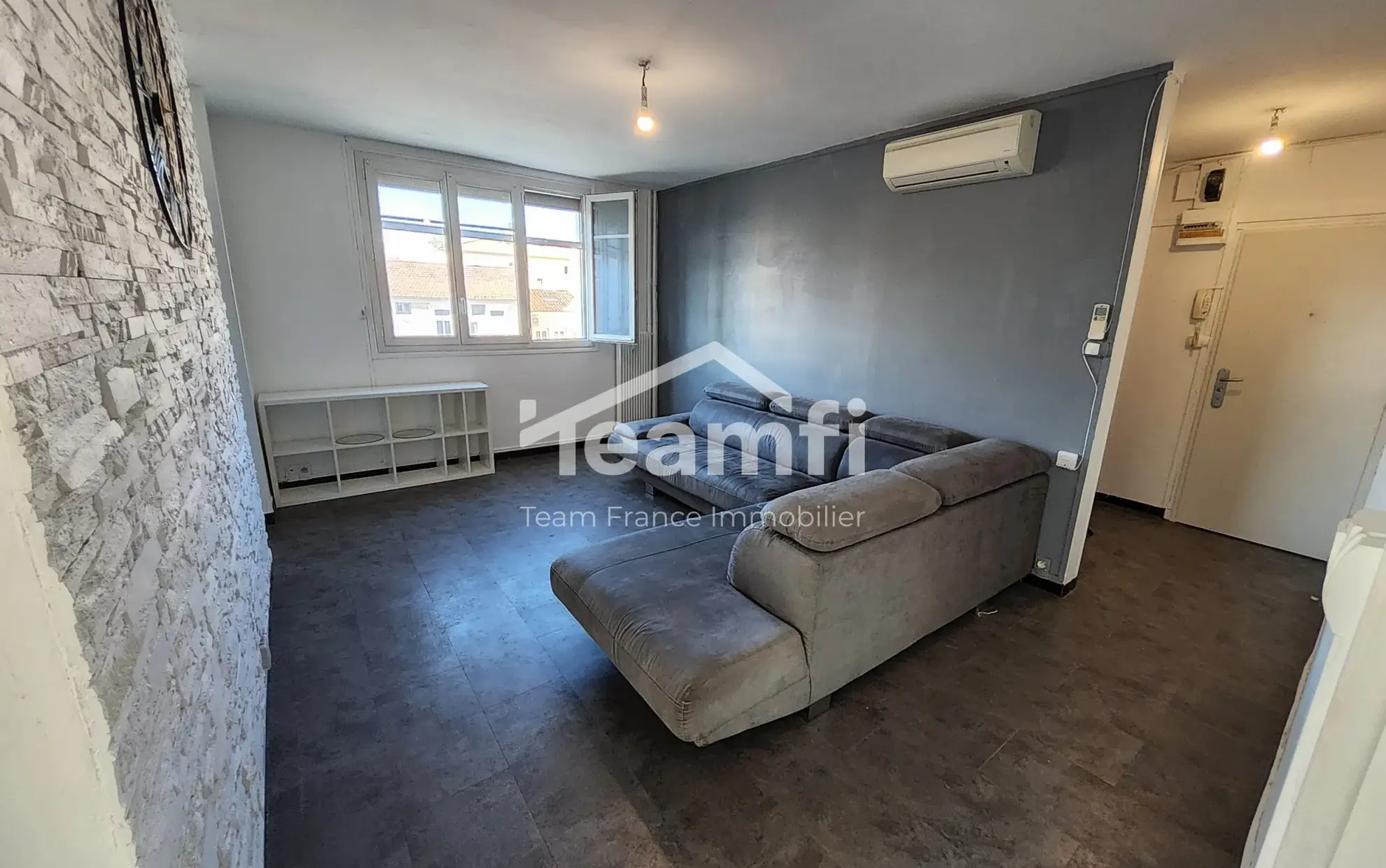 Bel appartement de 65,91 m² avec terrasse à Nîmes, proche commodités 