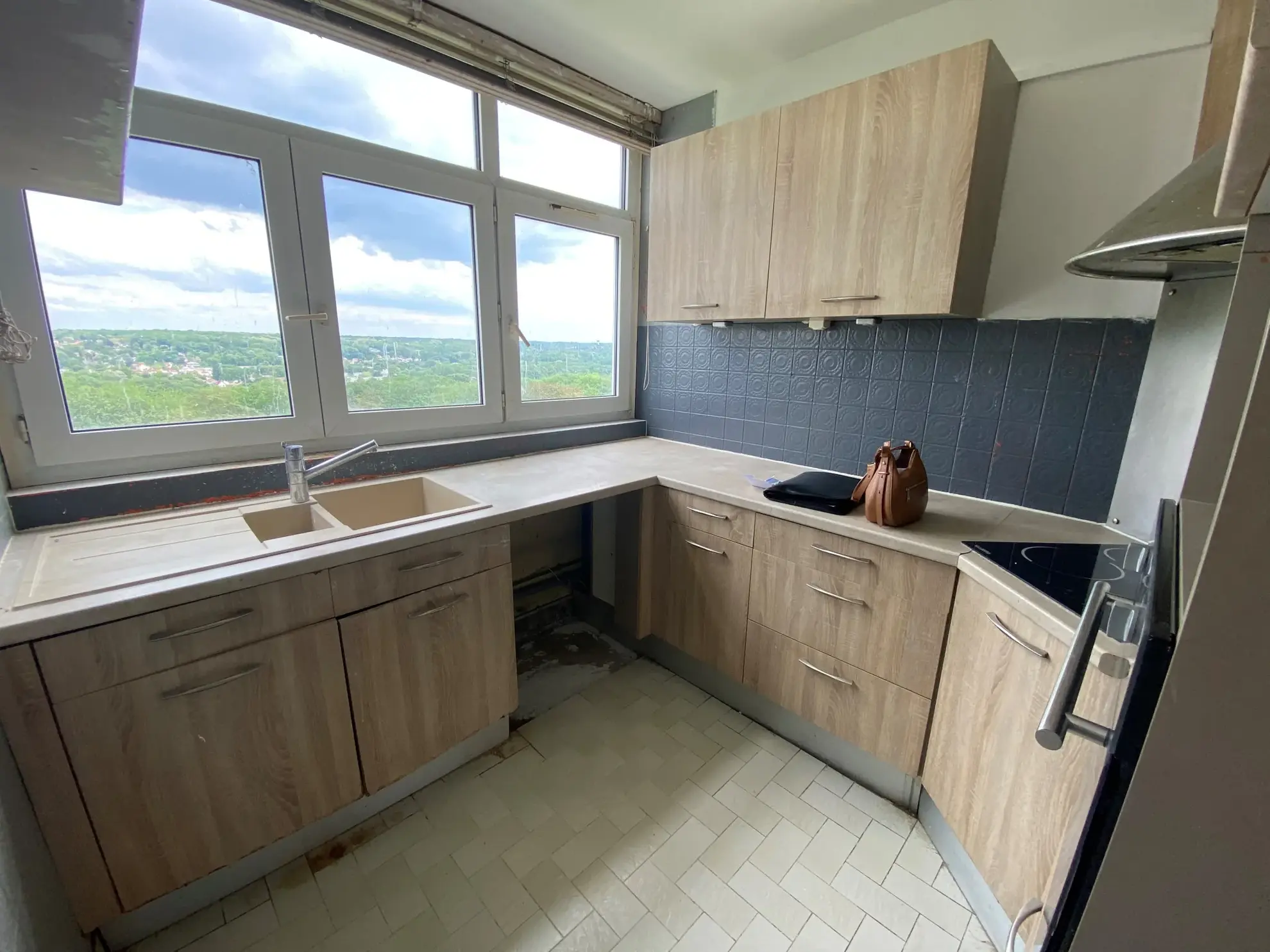 Achat appartement 3 pièces à Évry Courcouronnes de 58 m² avec parking et cave 