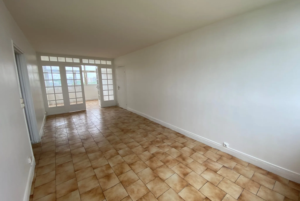 Achat appartement 3 pièces à Évry Courcouronnes de 58 m² avec parking et cave 
