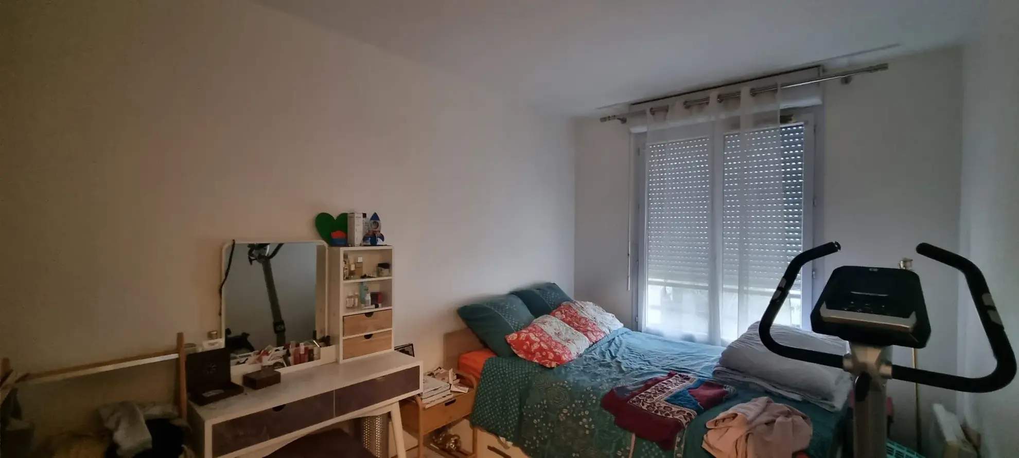 Appartement 3 pièces avec balcon à vendre à Osny, quartier Les Louvrais 
