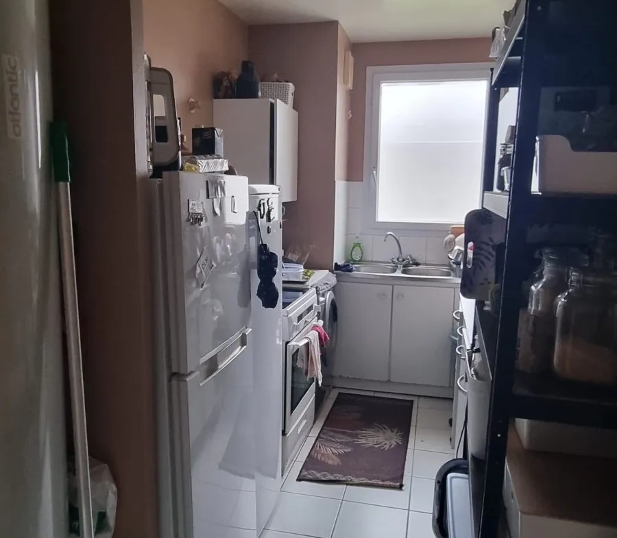 Appartement 3 pièces avec balcon à vendre à Osny, quartier Les Louvrais 