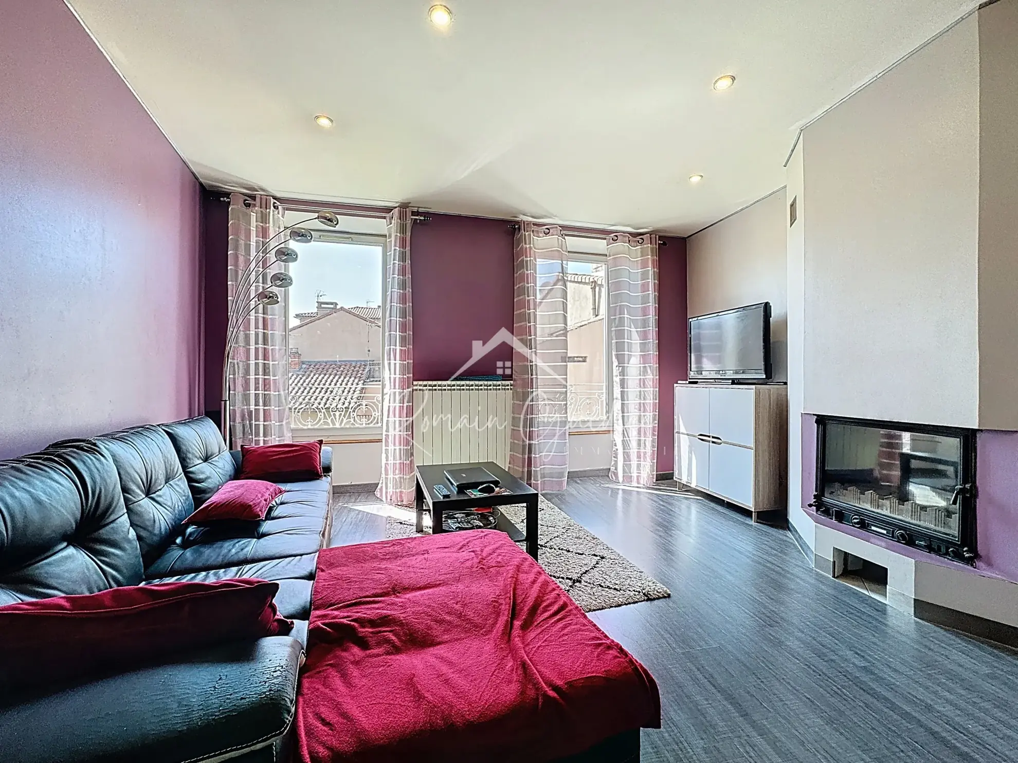 Appartement F3 lumineux de 72 m² à Millau avec balcon et caves 