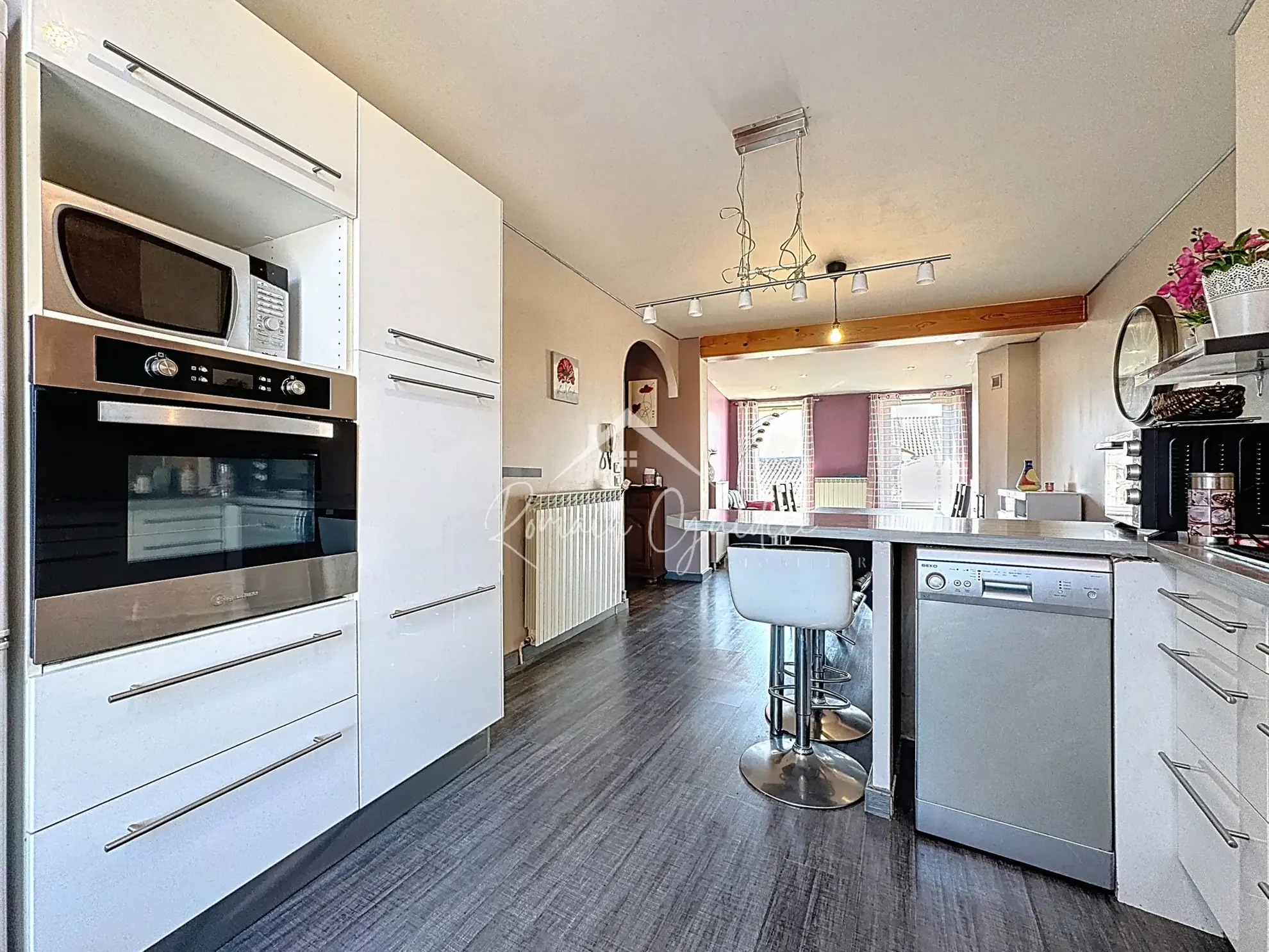 Appartement F3 lumineux de 72 m² à Millau avec balcon et caves 