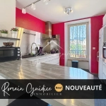 Appartement F3 lumineux de 72 m² à Millau avec balcon et caves