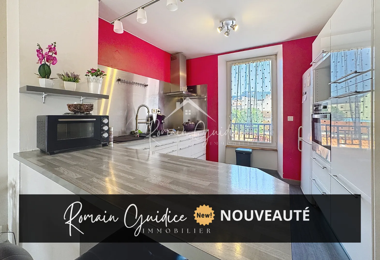 Appartement F3 lumineux de 72 m² à Millau avec balcon et caves 
