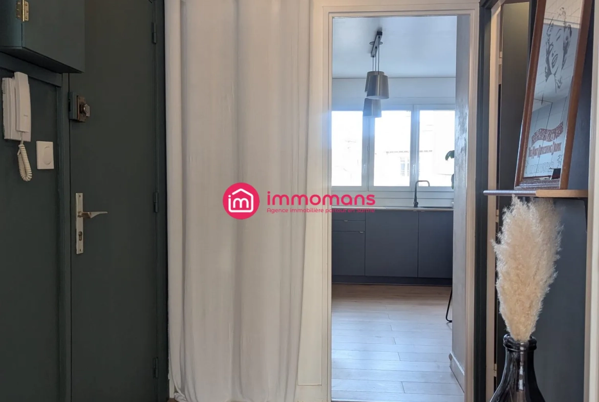 Appartement rénové de 46 m² à Le Mans, proche hospital, parking et cave 