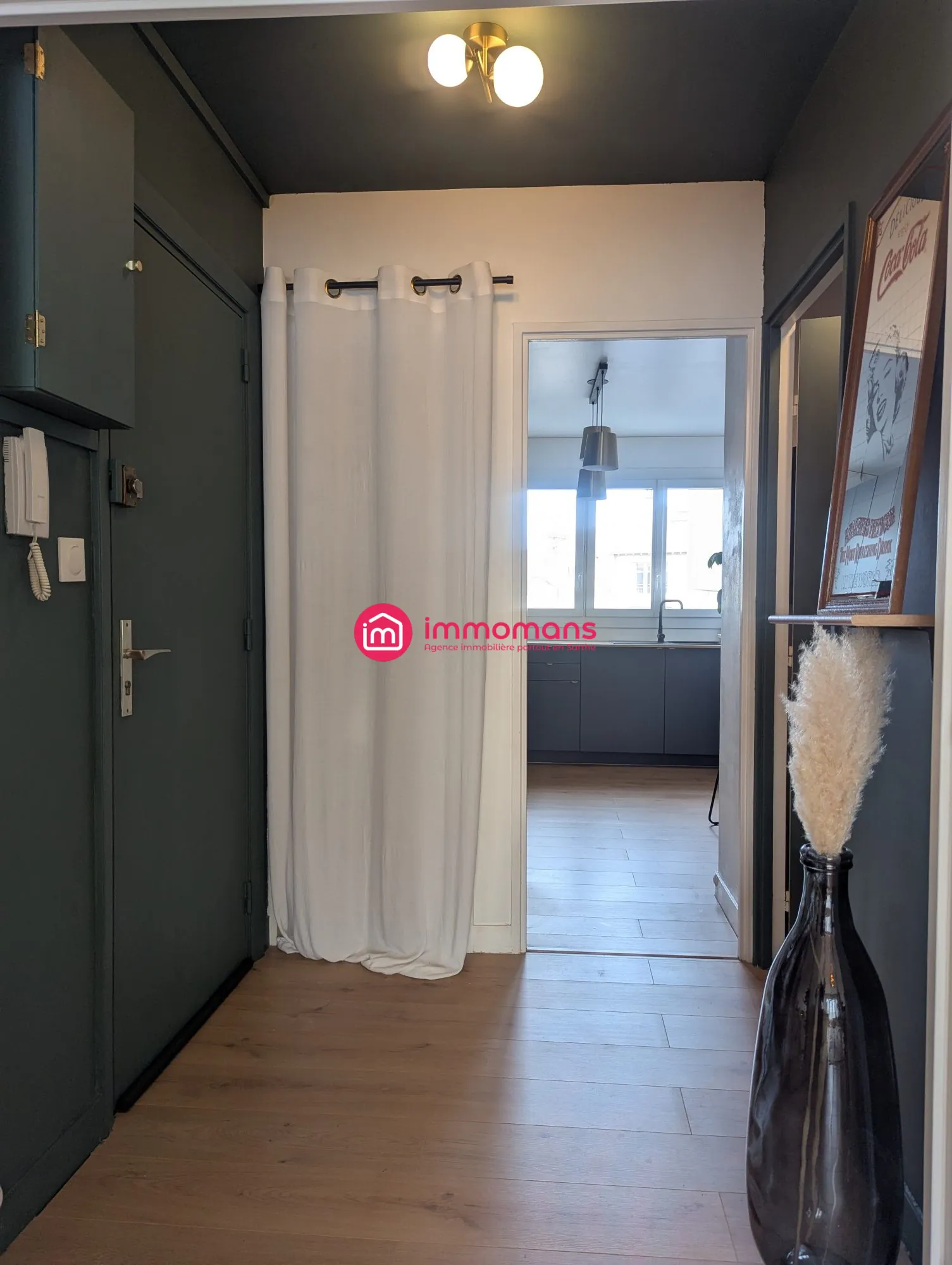 Appartement rénové de 46 m² à Le Mans, proche hospital, parking et cave 