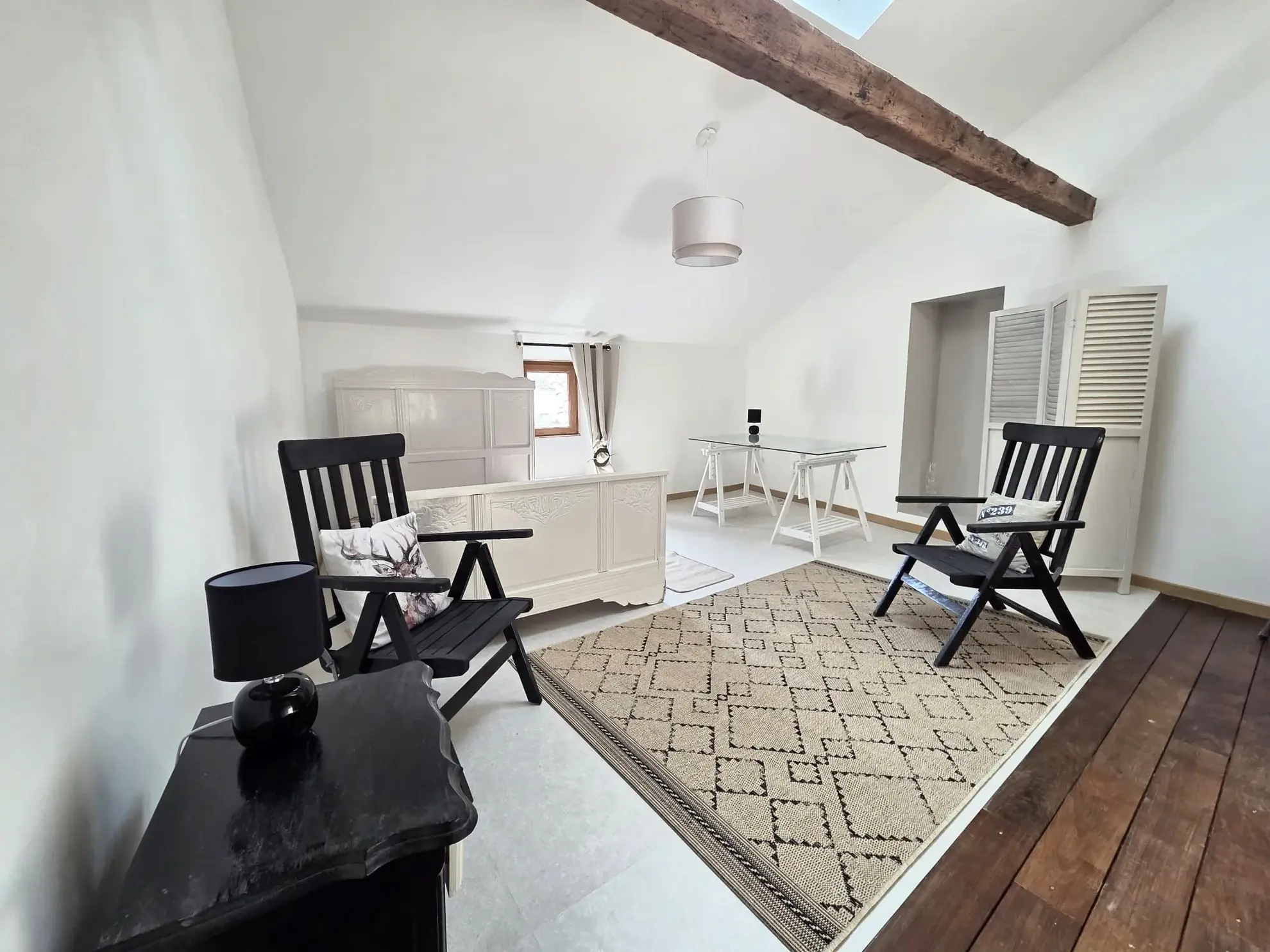 T4 Triplex rénové à Sartène, cœur de la Corse – Opportunité Unique 