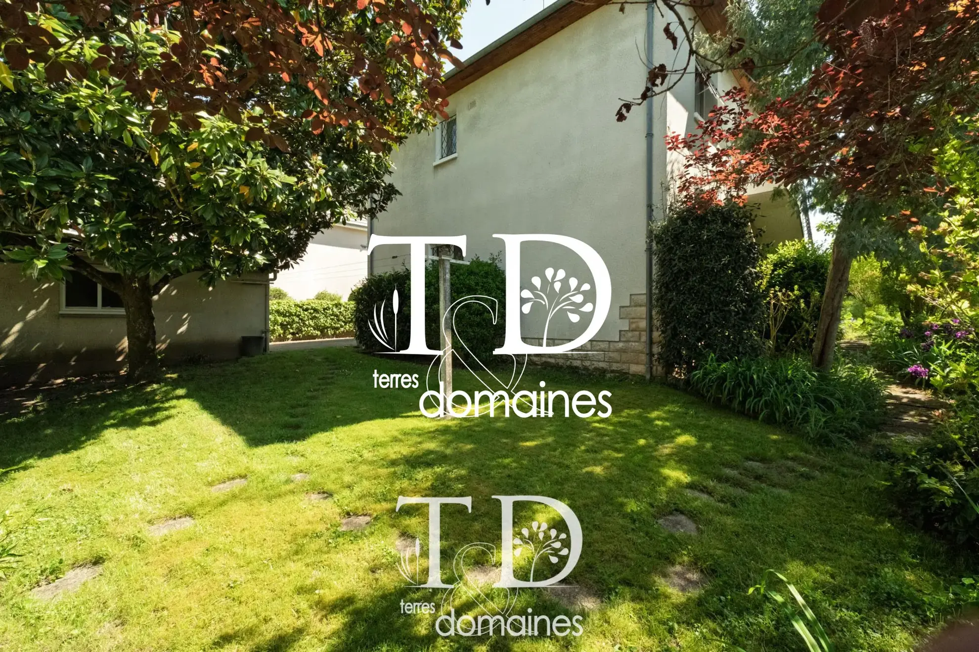 Maison à vendre à Cosne-Cours-sur-Loire avec 150 m², 2 logements et terrasse 