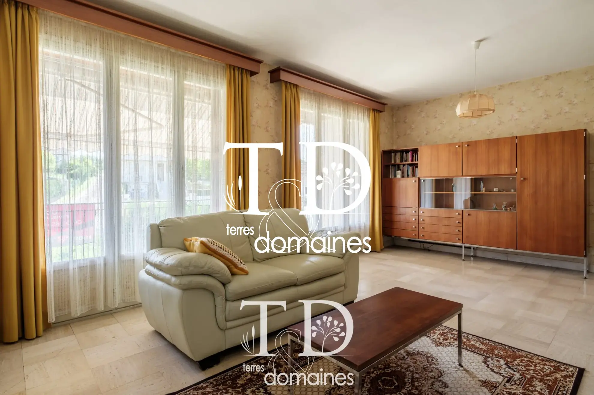Maison à vendre à Cosne-Cours-sur-Loire avec 150 m², 2 logements et terrasse 