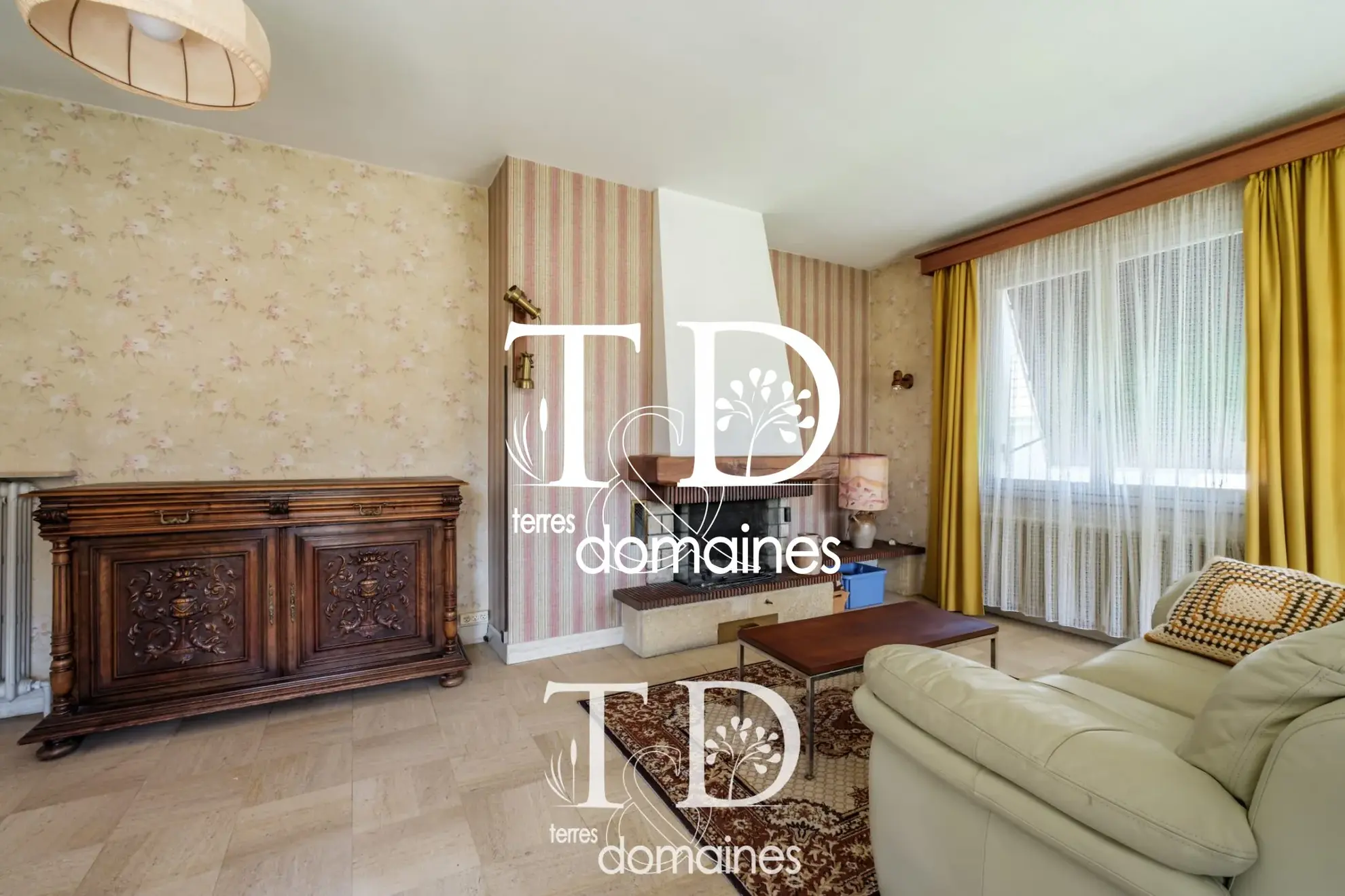 Maison à vendre à Cosne-Cours-sur-Loire avec 150 m², 2 logements et terrasse 