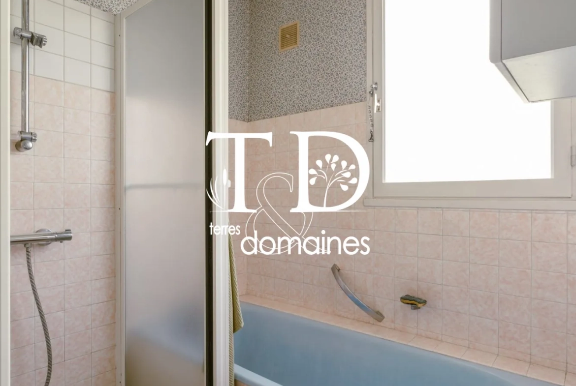 Maison à vendre à Cosne-Cours-sur-Loire avec 150 m², 2 logements et terrasse 