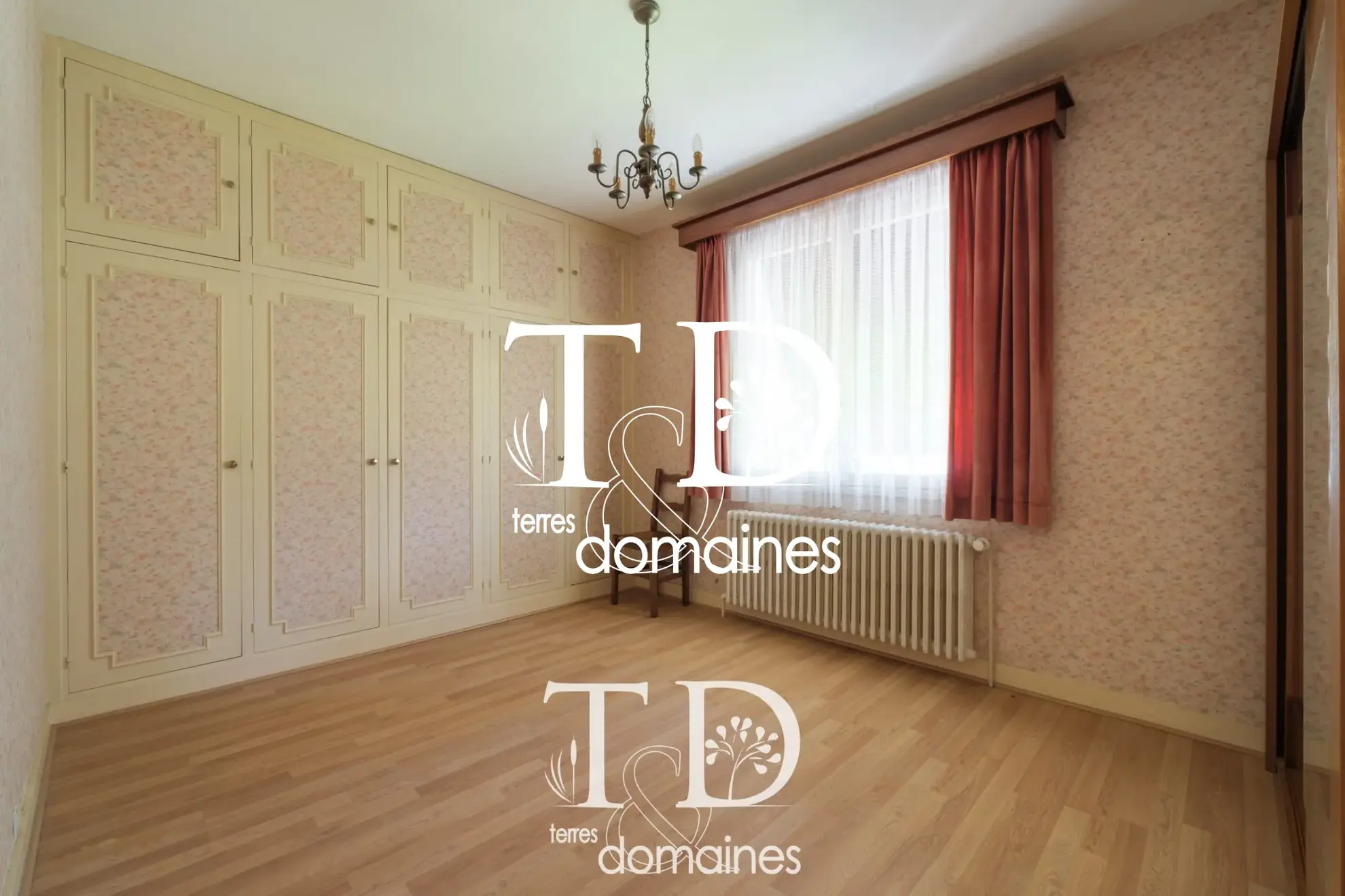 Maison à vendre à Cosne-Cours-sur-Loire avec 150 m², 2 logements et terrasse 