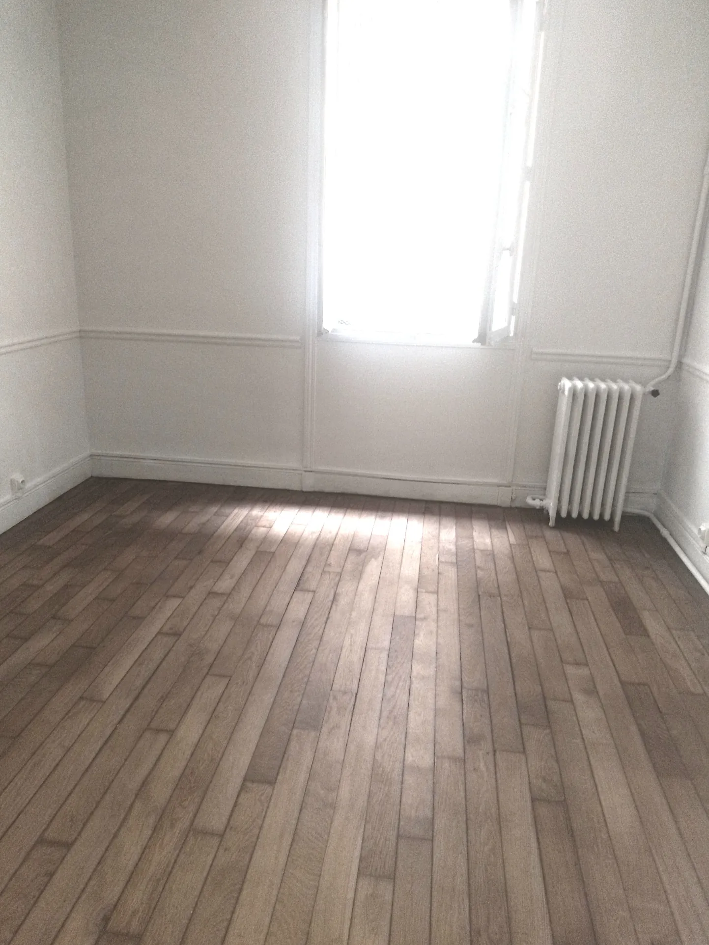 Appartement T2 de 33,83 m² à Paris 12ème, idéal pour profession libérale 