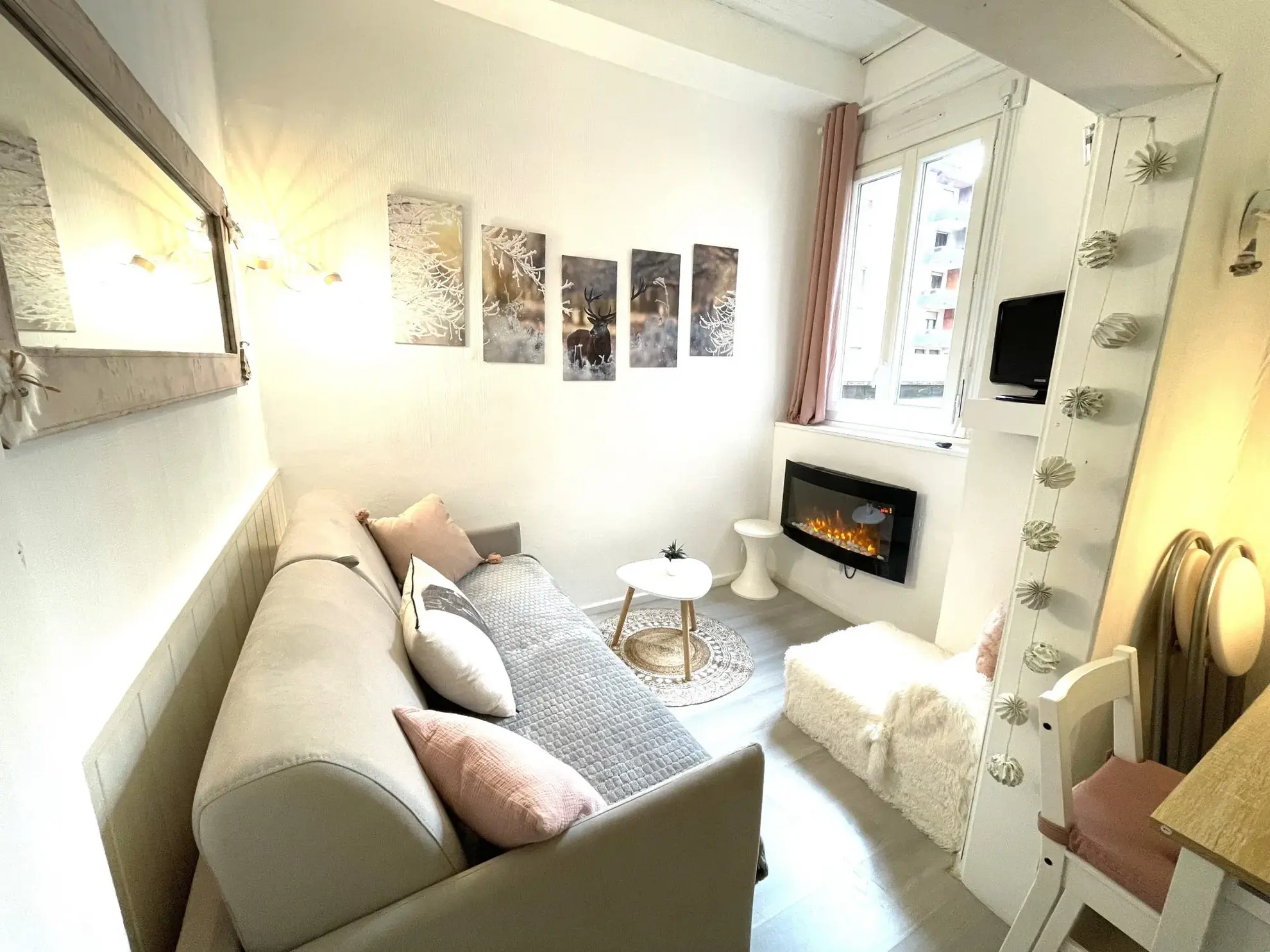 Studio meublé avec parking à Bagnères-de-Luchon – idéal pour résidence ou location saisonnière 
