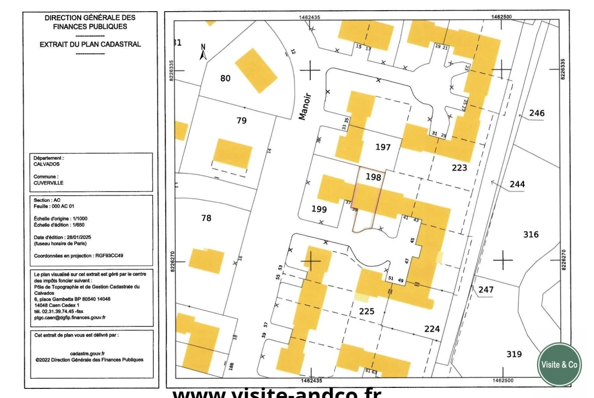Maison familiale à Cuverville, 2 chambres, garage et jardin au sud 