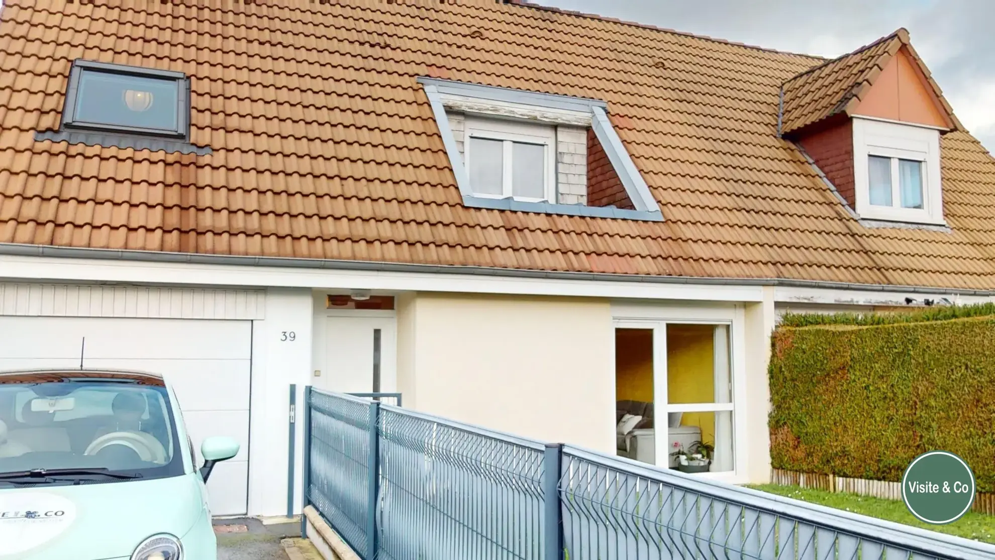 Maison familiale à Cuverville, 2 chambres, garage et jardin au sud 