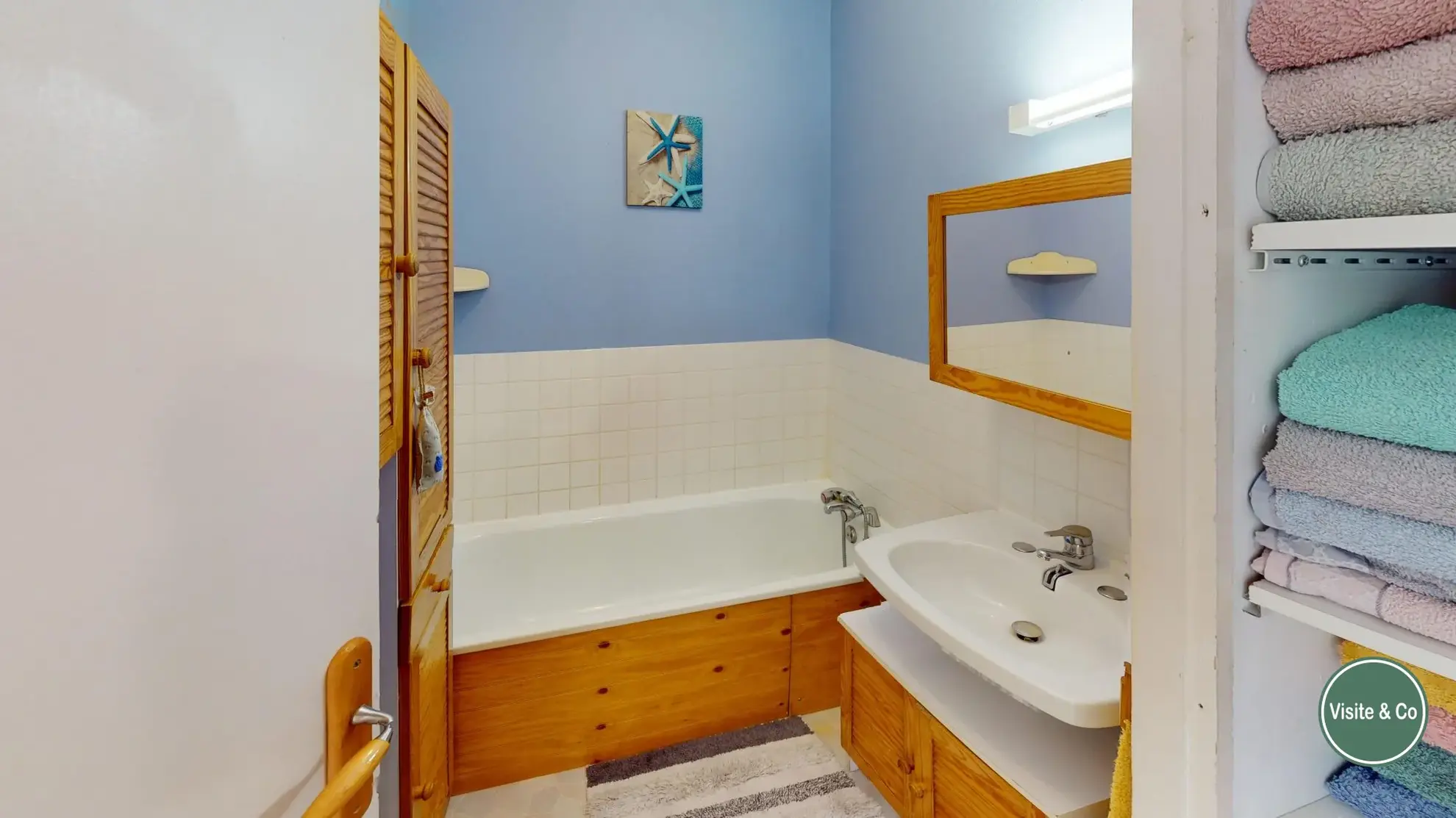 Maison familiale à Cuverville, 2 chambres, garage et jardin au sud 