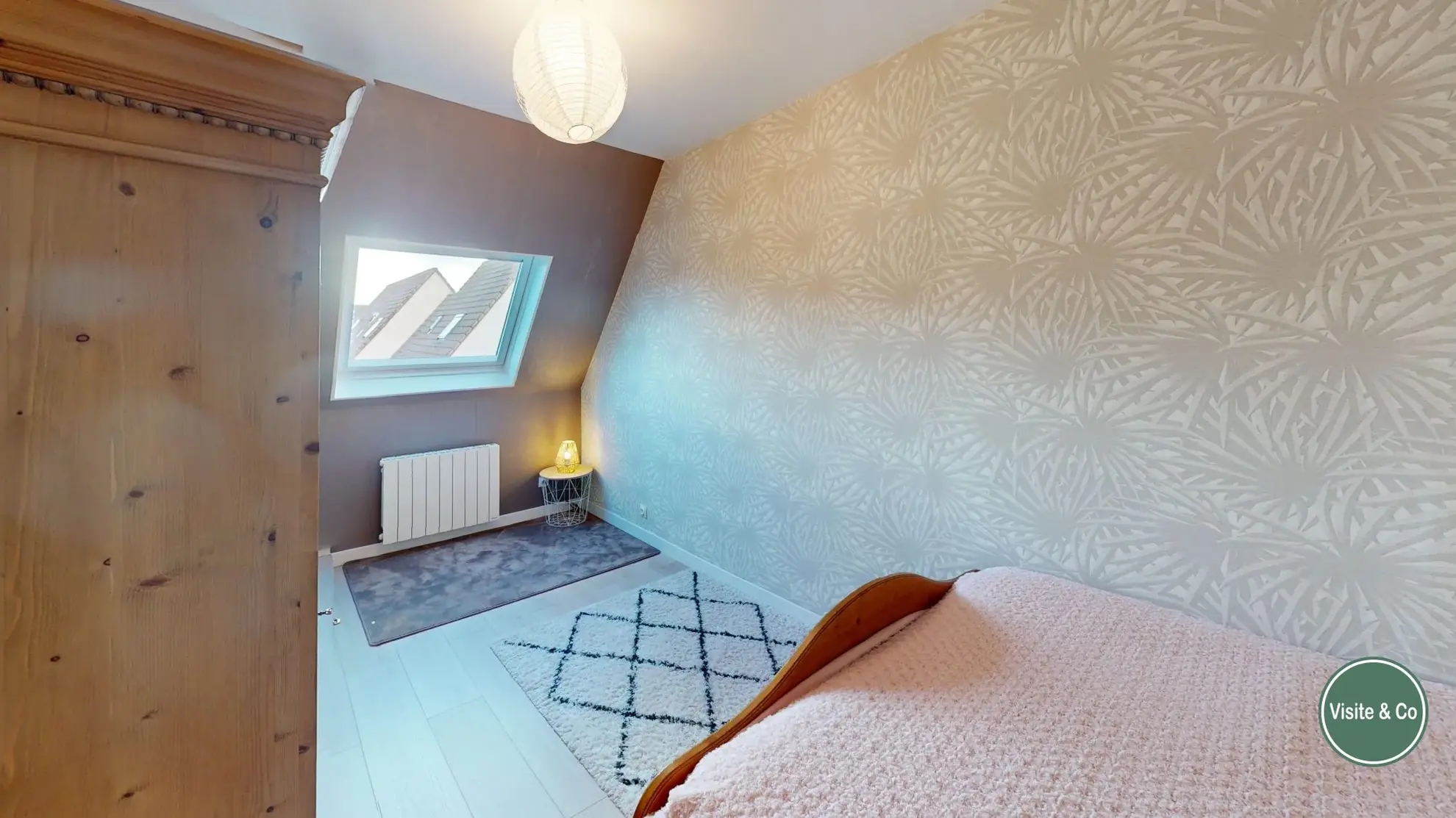 Maison familiale à Cuverville, 2 chambres, garage et jardin au sud 