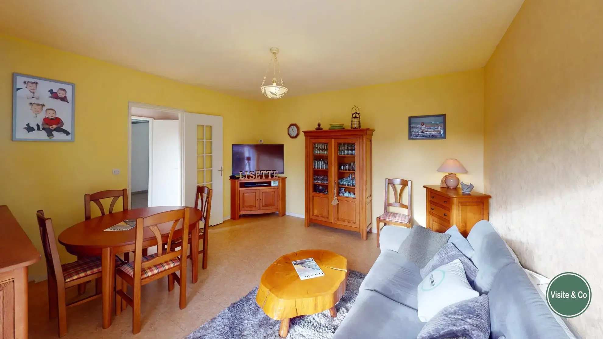 Maison familiale à Cuverville, 2 chambres, garage et jardin au sud 