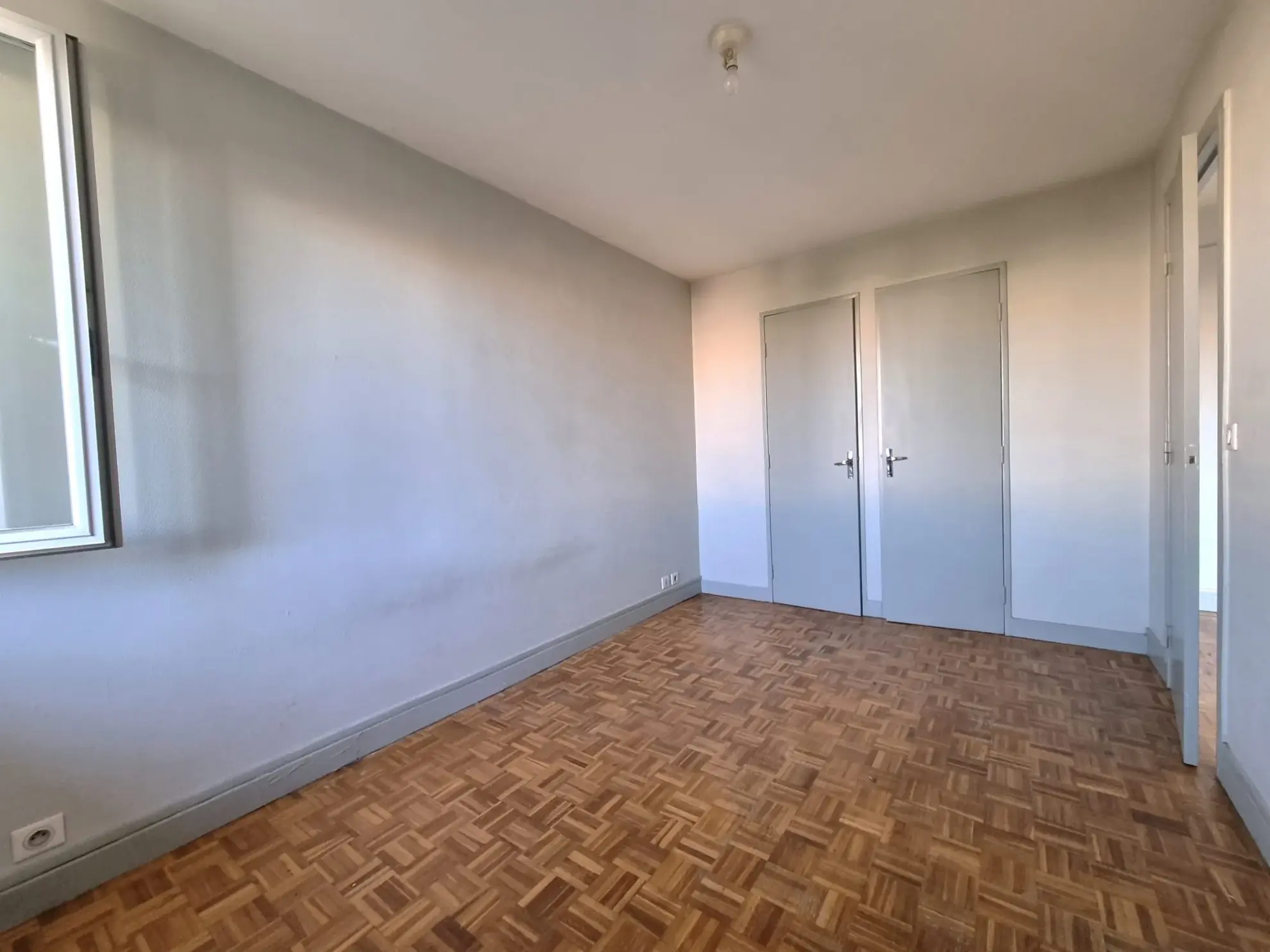 Appartement T2 lumineux avec vue sur le parc à Toulouse 
