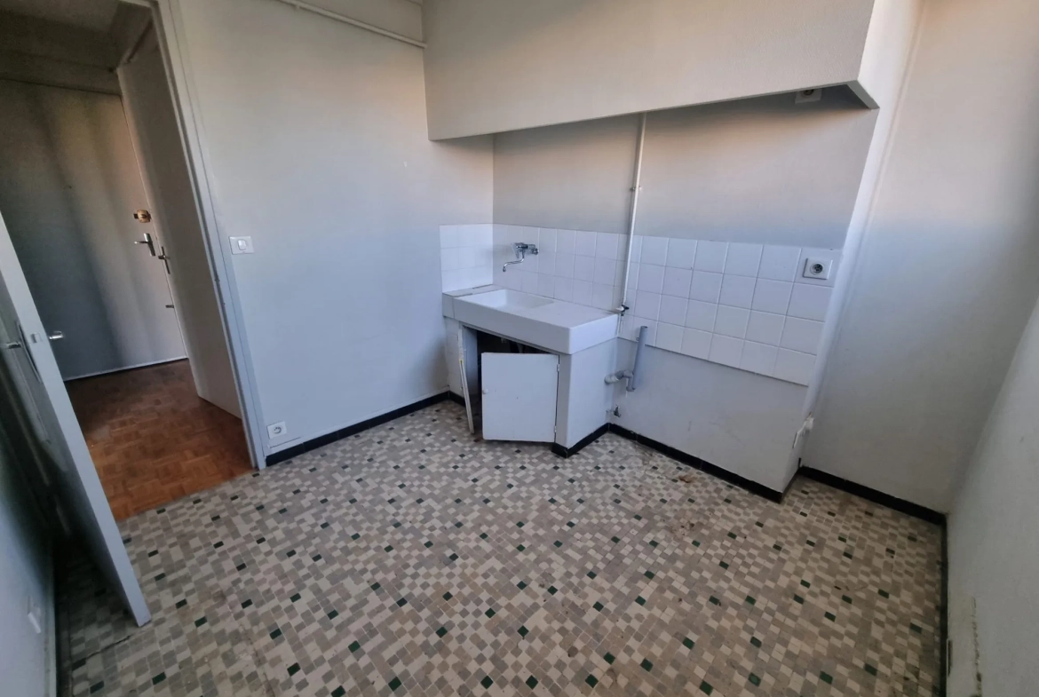 Appartement T2 lumineux avec vue sur le parc à Toulouse 