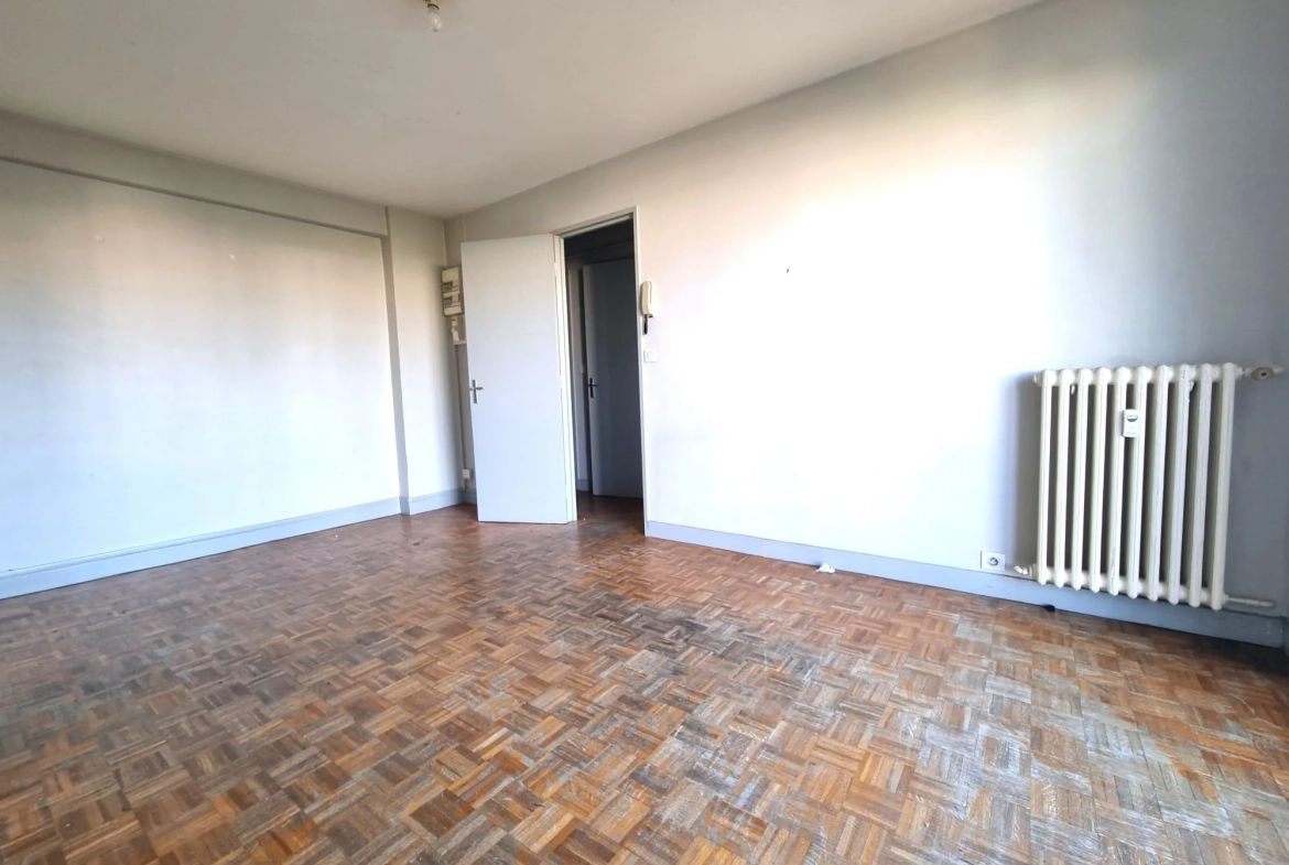 Appartement T2 lumineux avec vue sur le parc à Toulouse 
