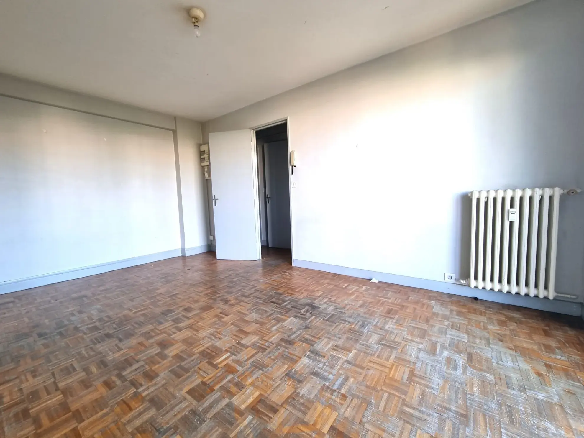 Appartement T2 lumineux avec vue sur le parc à Toulouse 