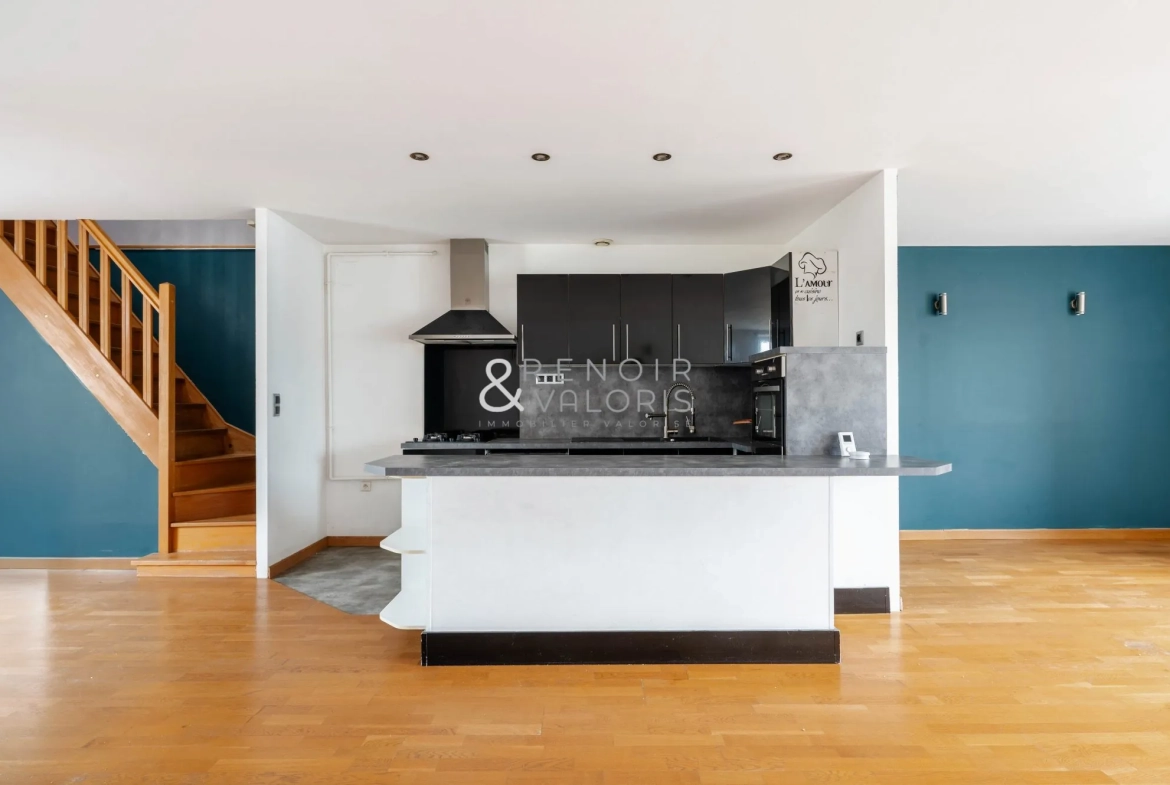 Triplex de 4 chambres avec garage au cœur de Varangéville 