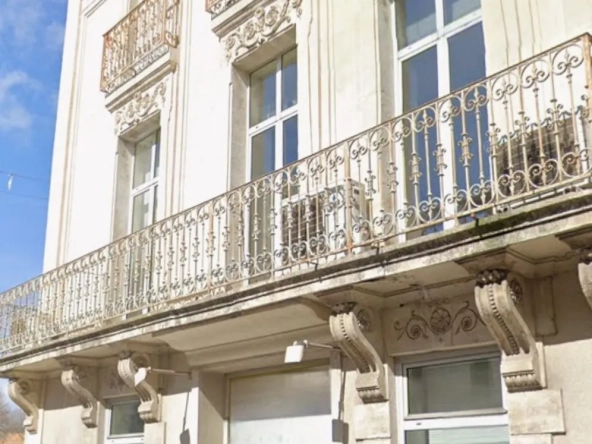 Immeuble à vendre à Lézignan-Corbières avec potentiel de rénovation et forte rentabilité