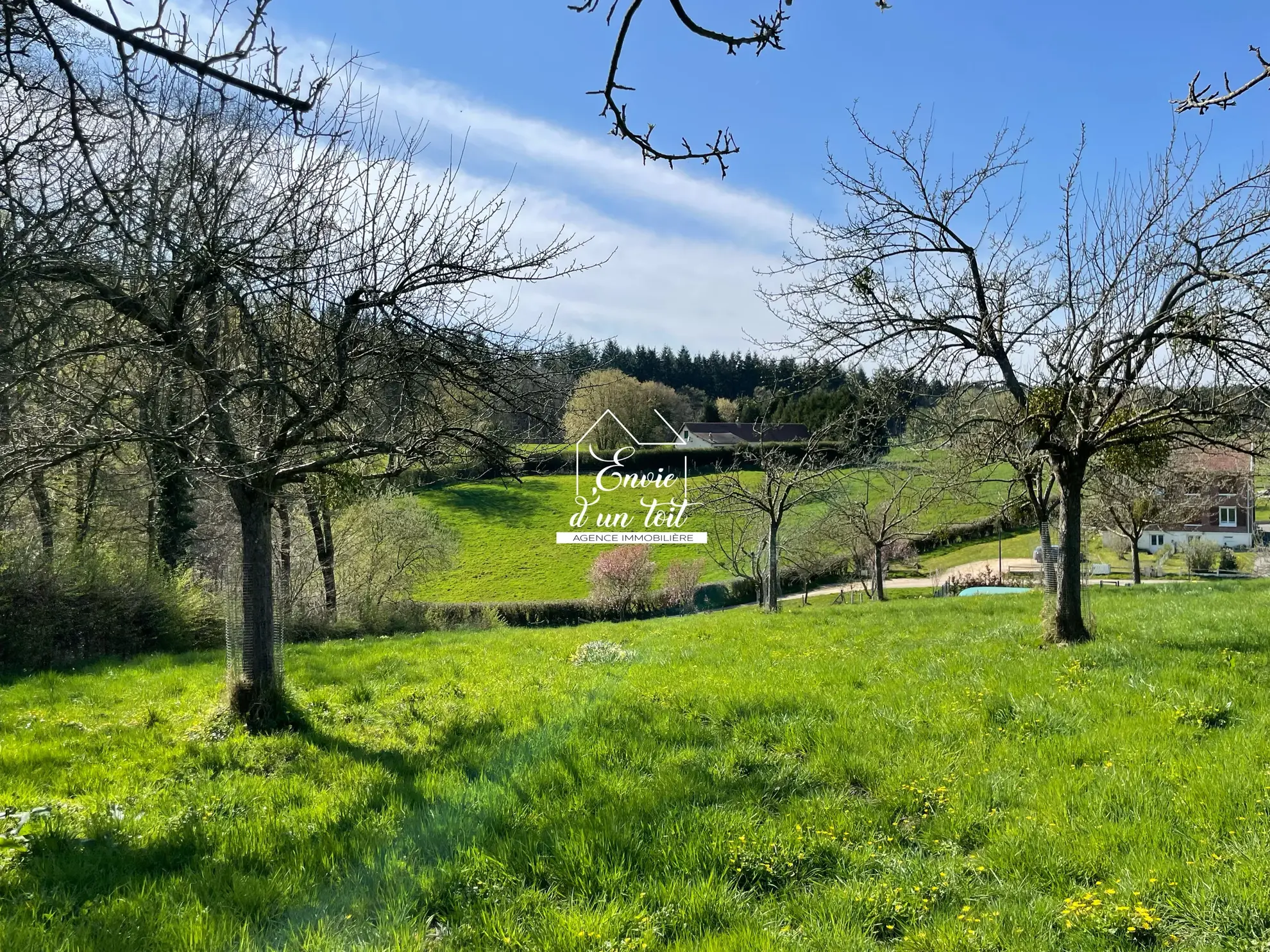 Terrain à bâtir de 696 m² à Grugny avec vue dégagée, proche Clères 