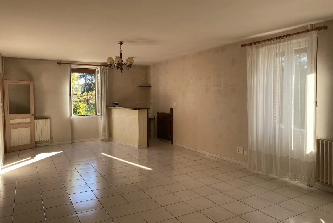 Maison à vendre à Albi de 148 m² avec jardin piscinable et 4 chambres 