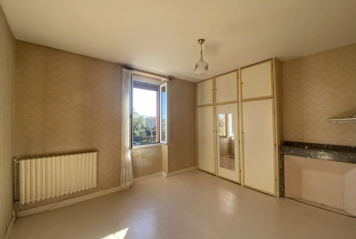 Maison à vendre à Albi de 148 m² avec jardin piscinable et 4 chambres 