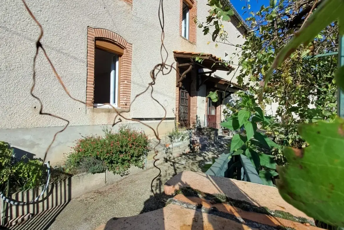 Maison à vendre à Albi de 148 m² avec jardin piscinable et 4 chambres 