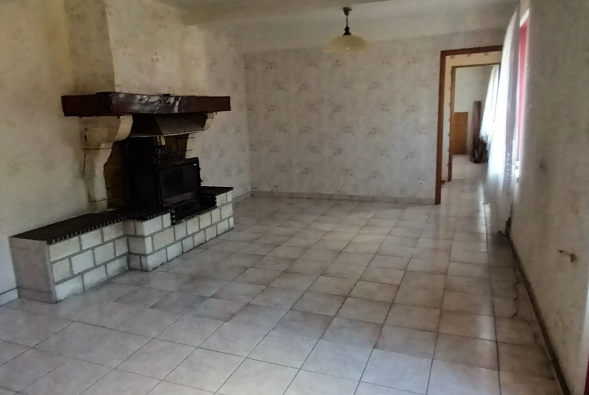 Maison à vendre à Thin-le-Moutier avec 3 chambres, garage et grenier aménageable 