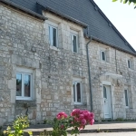 Maison à vendre à Thin-le-Moutier avec 3 chambres, garage et grenier aménageable