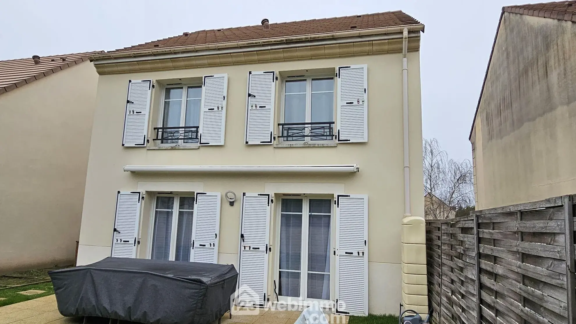 Maison à vendre de 90m² à Pringy, proche des commerces avec jardin et garage 