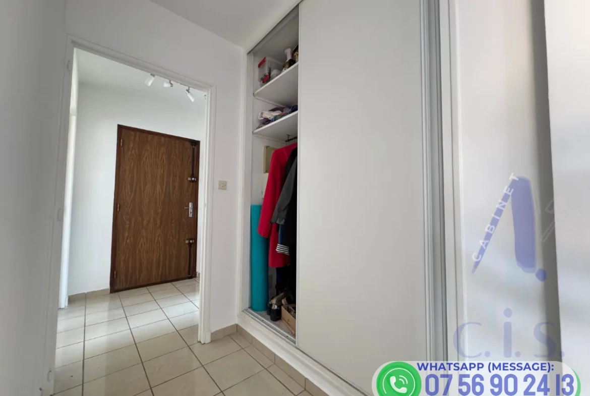 Appartement 3 pièces à vendre à Six Fours-les-Plages, proche centre 