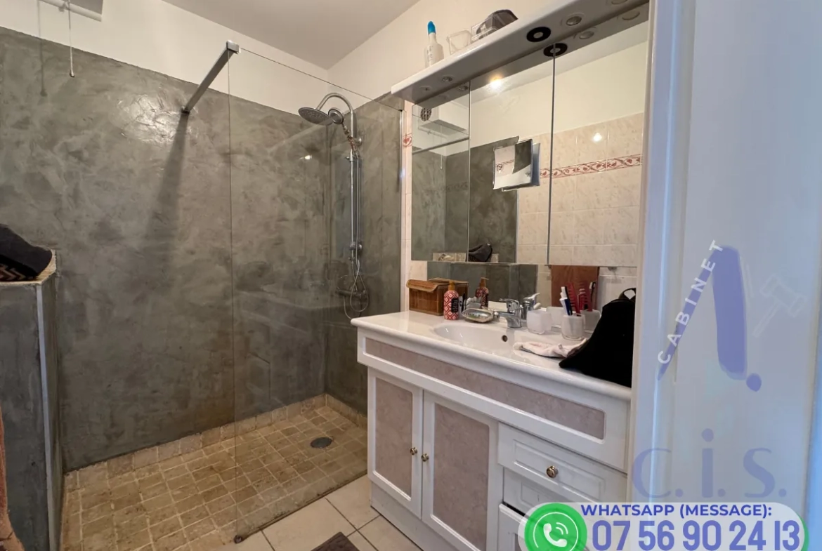 Appartement 3 pièces à vendre à Six Fours-les-Plages, proche centre 