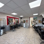 Fonds de commerce pour coiffure à Chevrieres avec matériel inclus et stationnement facile